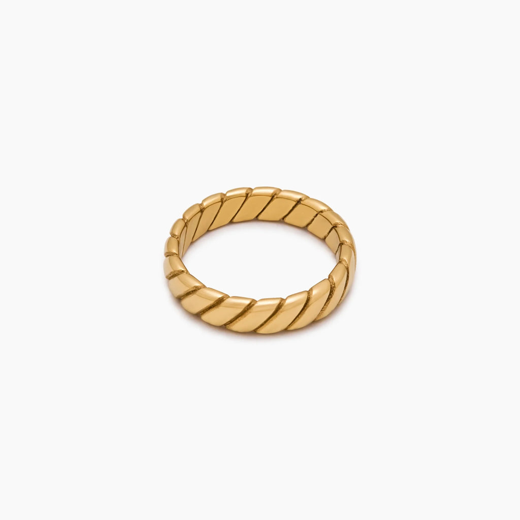 Bold Twist Ring