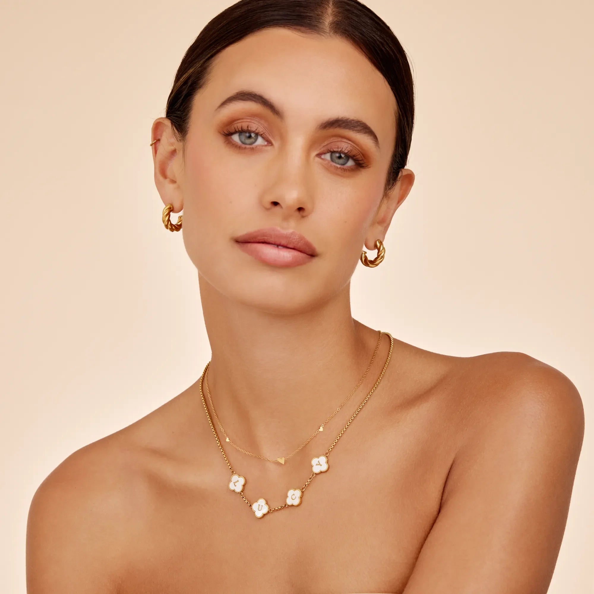 Pearl Clover Custom Name Necklace